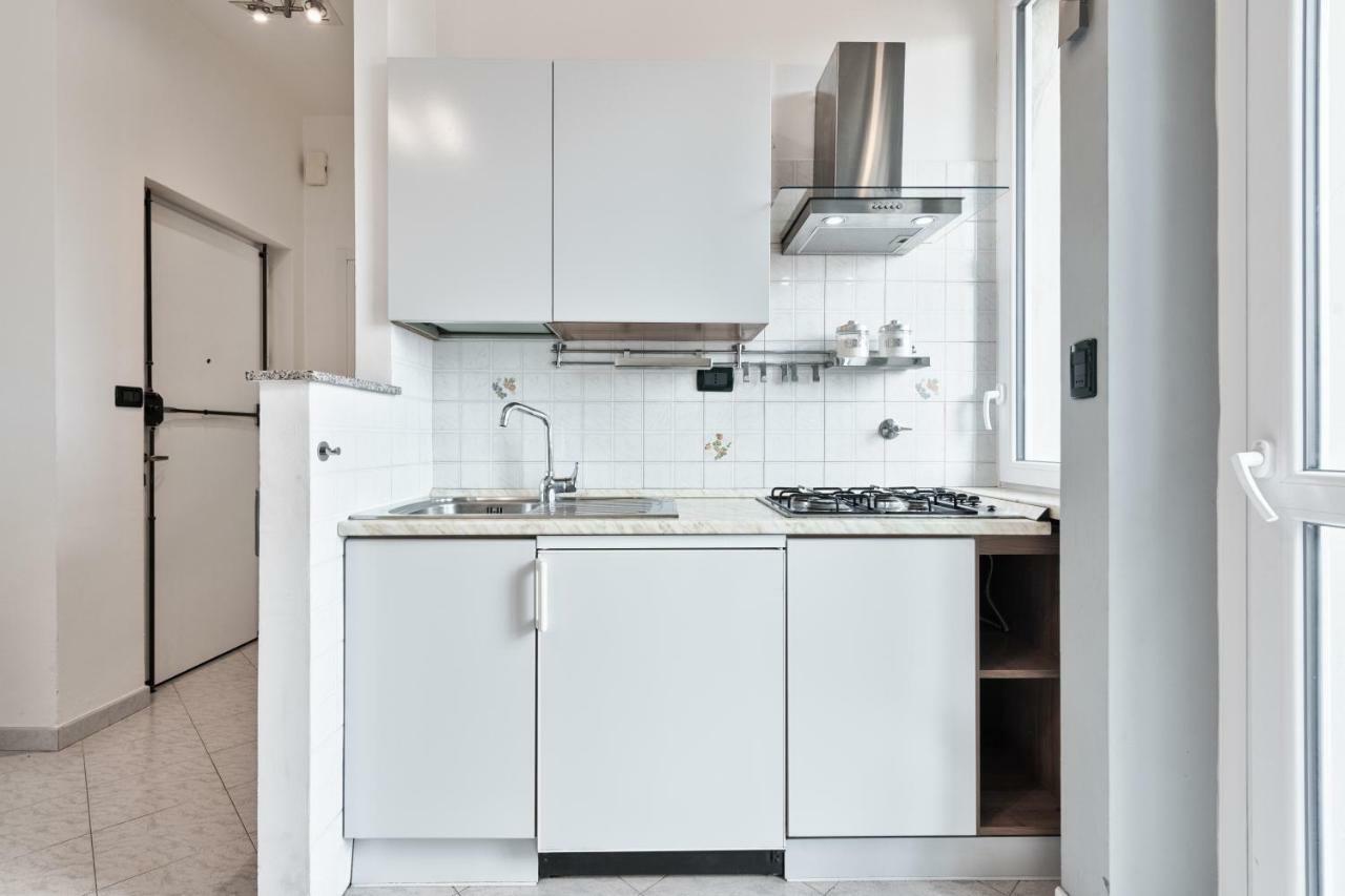 토리노 Lungo Dora With Balcony And Panoramic View 아파트 외부 사진